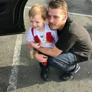 Meet your Posher, Jonathan